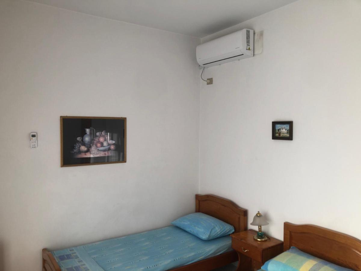 Hotel Pepeto Durrës Buitenkant foto